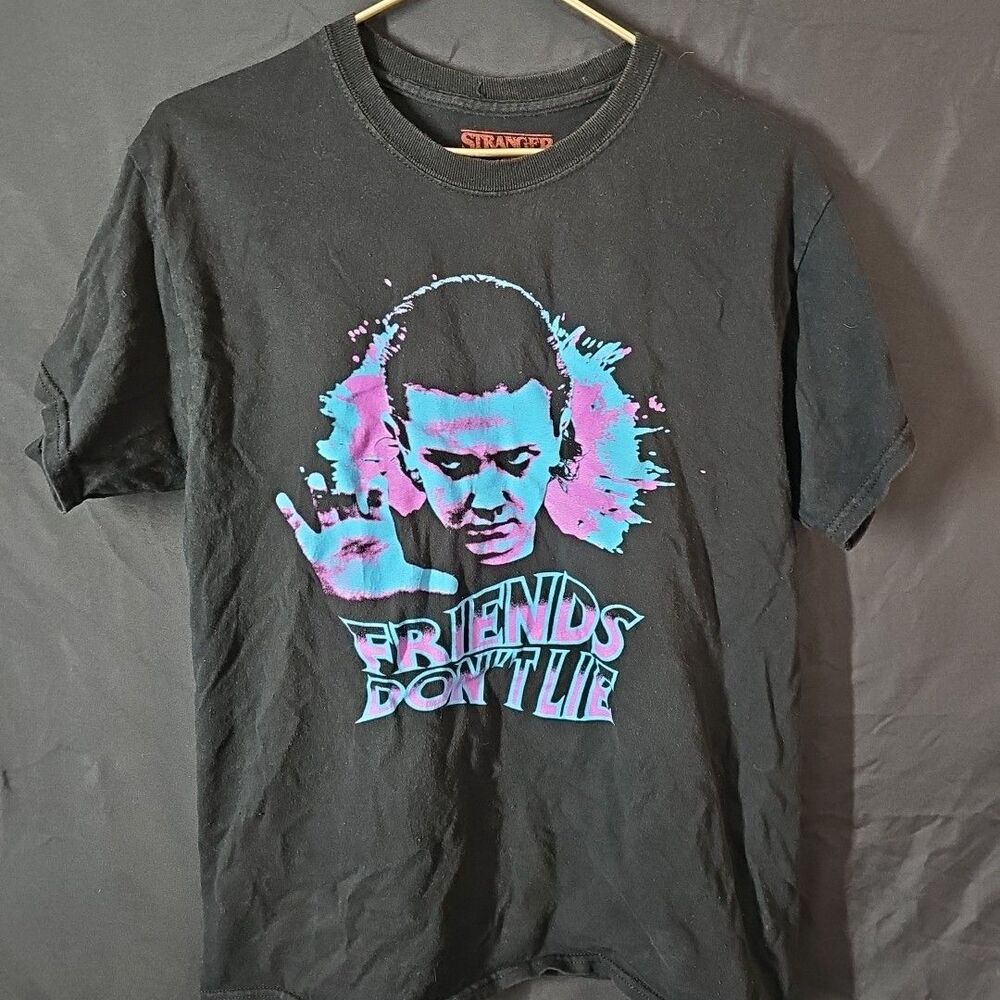 Stranger Things Netflix Black T-Shirt Men’s Size M